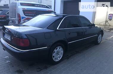 Седан Audi A8 1996 в Черкассах