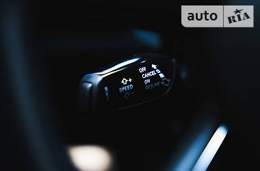 Седан Audi A8 2016 в 