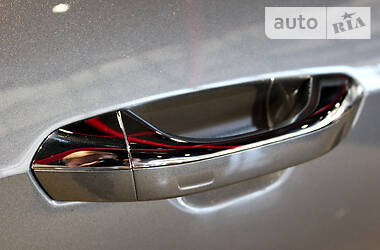 Седан Audi A8 2017 в 