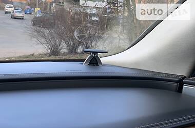 Седан Audi A8 2012 в 