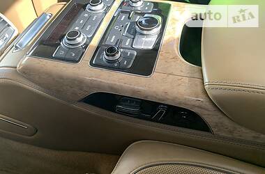 Седан Audi A8 2012 в 