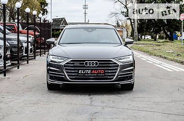 Седан Audi A8 2017 в 