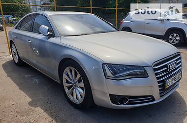 Седан Audi A8 2011 в 
