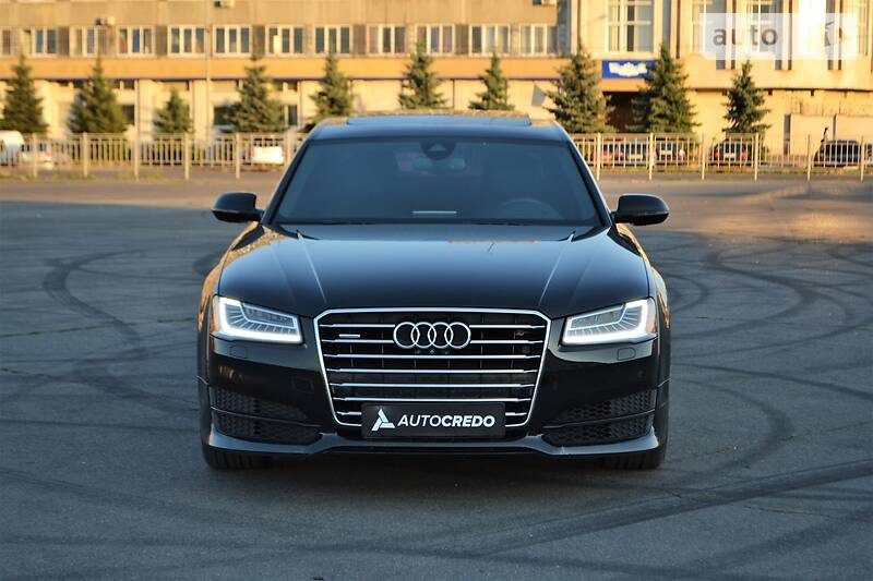 Седан Audi A8 2016 в Харькове