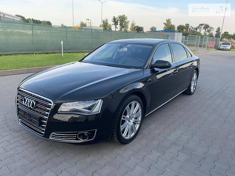 Седан Audi A8 2012 в Харкові