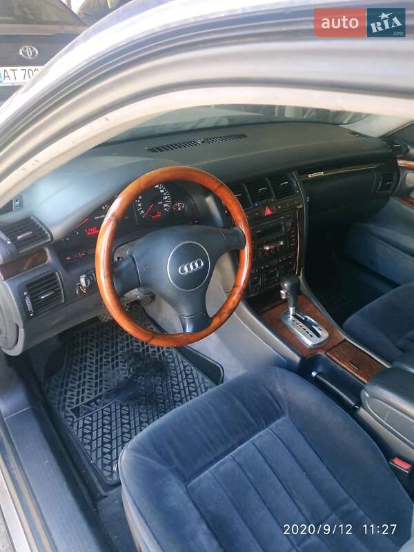 Седан Audi A8 1999 в Києві