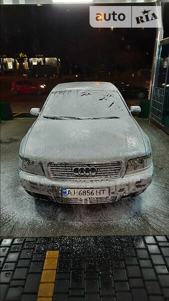 Седан Audi A8 2000 в Белой Церкви