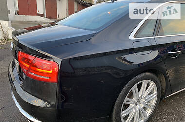 Седан Audi A8 2013 в Тернополе