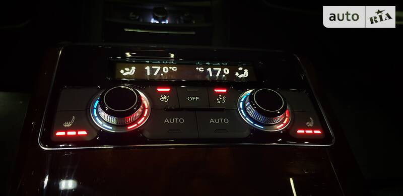 Седан Audi A8 2016 в Сумах