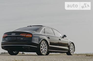 Седан Audi A8 2016 в Сумах