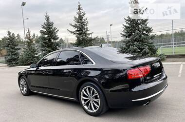 Седан Audi A8 2012 в Киеве