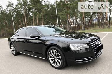 Седан Audi A8 2012 в Киеве