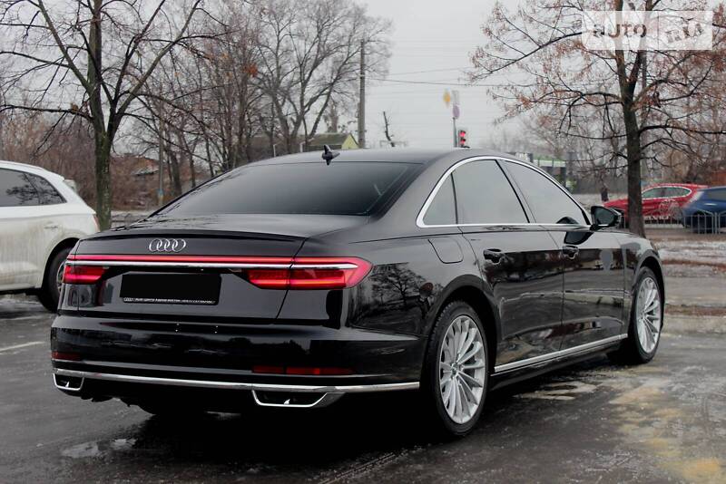 Седан Audi A8 2018 в Харькове