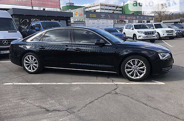 Седан Audi A8 2012 в Киеве