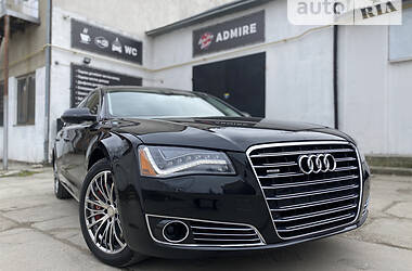 Седан Audi A8 2012 в Черновцах