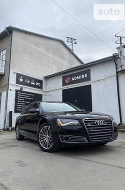 Седан Audi A8 2012 в Черновцах