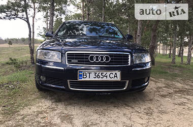 Седан Audi A8 2004 в Херсоне