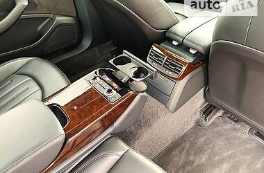 Седан Audi A8 2017 в Хмельницькому