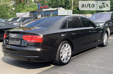 Седан Audi A8 2013 в Киеве