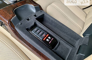 Седан Audi A8 2013 в Киеве