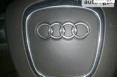 Седан Audi A8 2004 в Киеве
