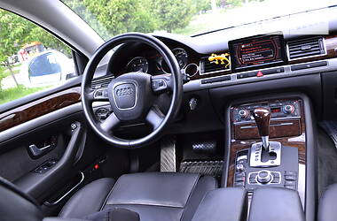 Седан Audi A8 2008 в Калуші