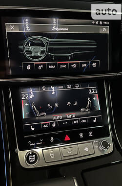 Седан Audi A8 2021 в 