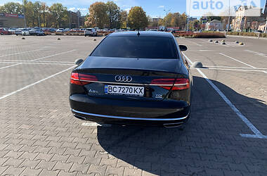 Седан Audi A8 2017 в Житомире