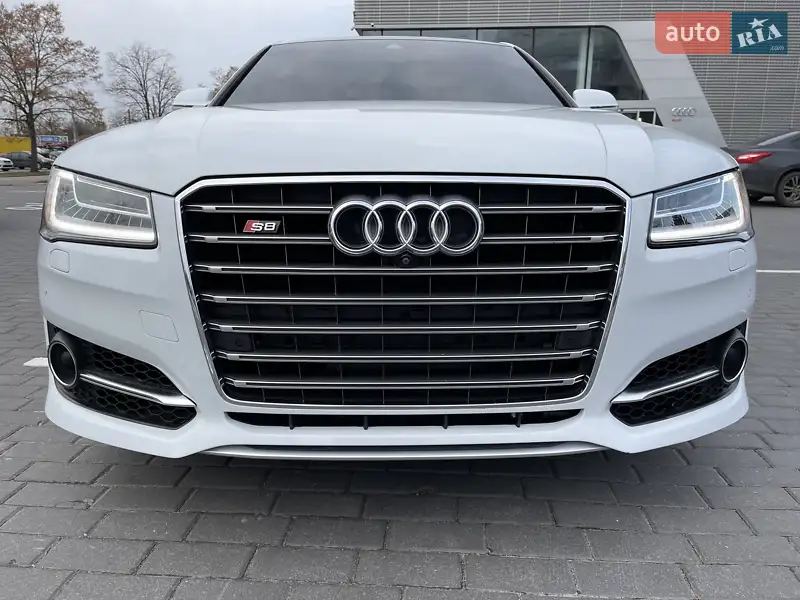 Audi A8 2016