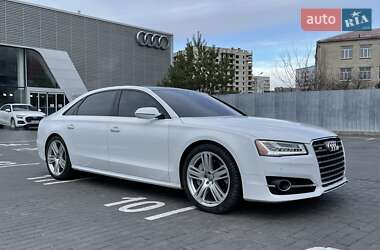 Седан Audi A8 2016 в Киеве