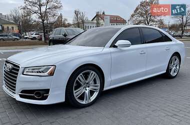 Седан Audi A8 2016 в Киеве