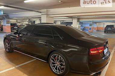 Седан Audi A8 2013 в Запорожье