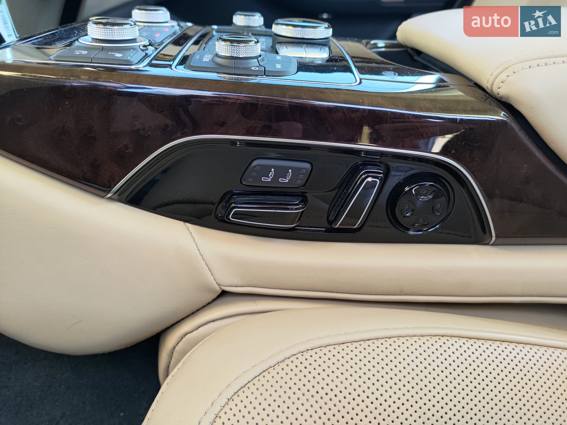 2012 Audi A8 - мініатюра 23