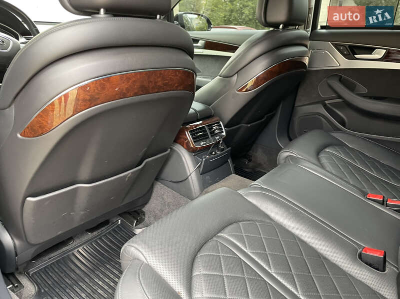 Седан Audi A8 2013 в Киеве фото 11 Седан Audi A8 2013 в Киеве