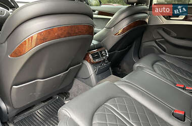Седан Audi A8 2013 в 
