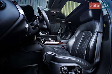 Седан Audi A8 2013 в 