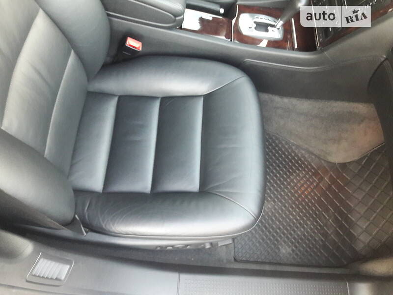Седан Audi A8 2002 в Киеве