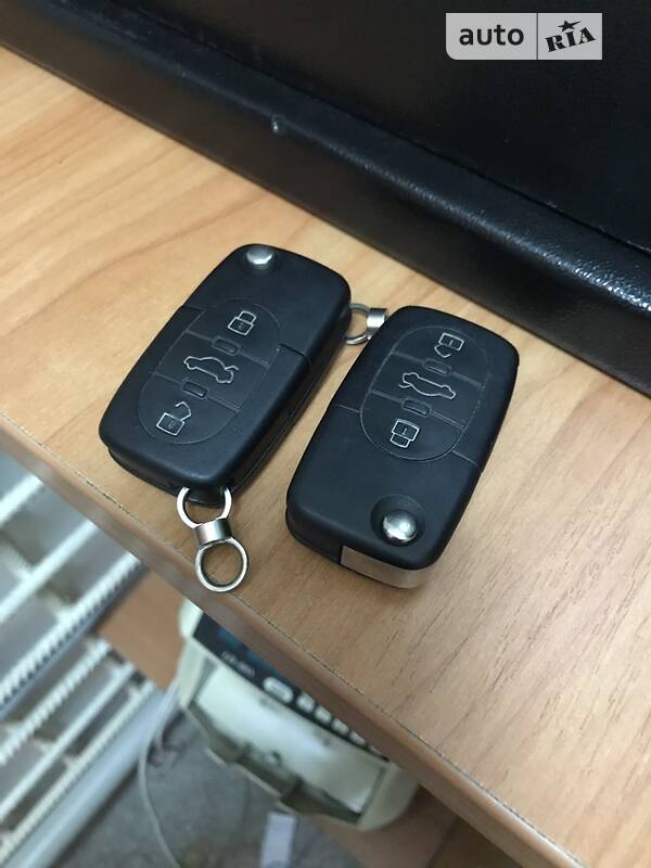 Седан Audi A8 2002 в Киеве фото 88 Седан Audi A8 2002 в Киеве