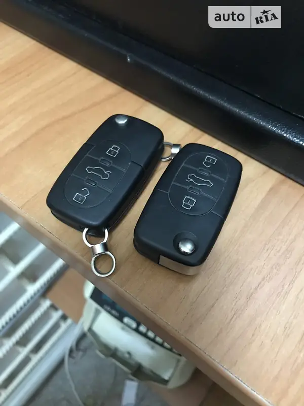 Седан Audi A8 2002 в Киеве документ 4 фото Седан Audi A8 2002 в Киеве документ