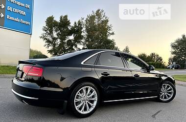 Седан Audi A8 2012 в 