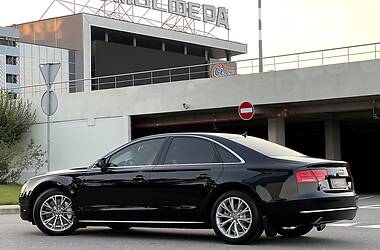 Седан Audi A8 2012 в 