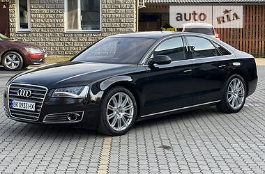 Седан Audi A8 2011 в 