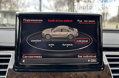 Седан Audi A8 2011 в 