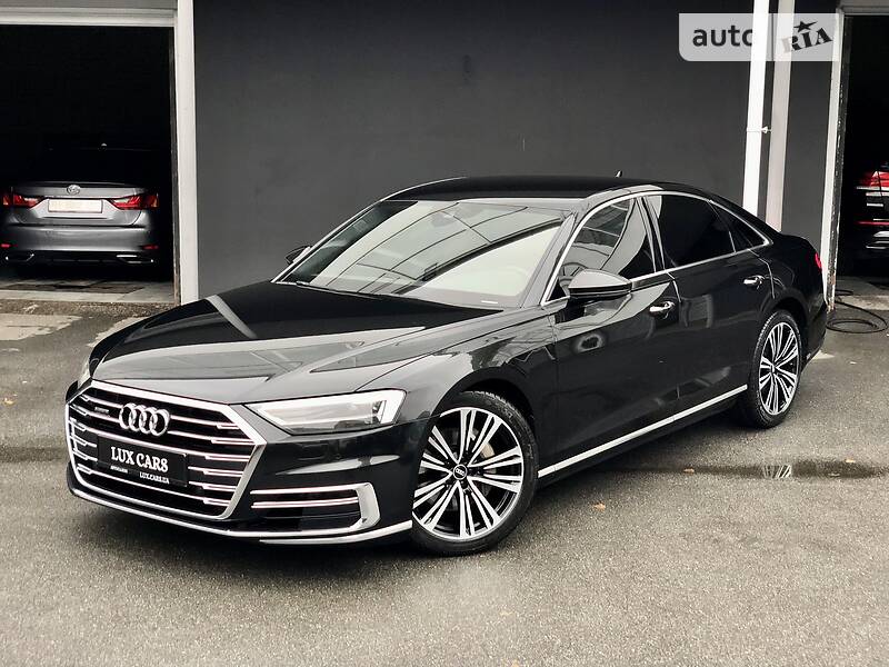 Седан Audi A8 2018 в Киеве