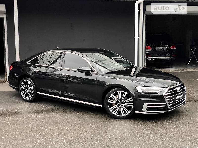 Седан Audi A8 2018 в Києві