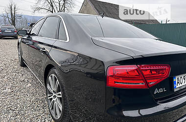 Седан Audi A8 2010 в 