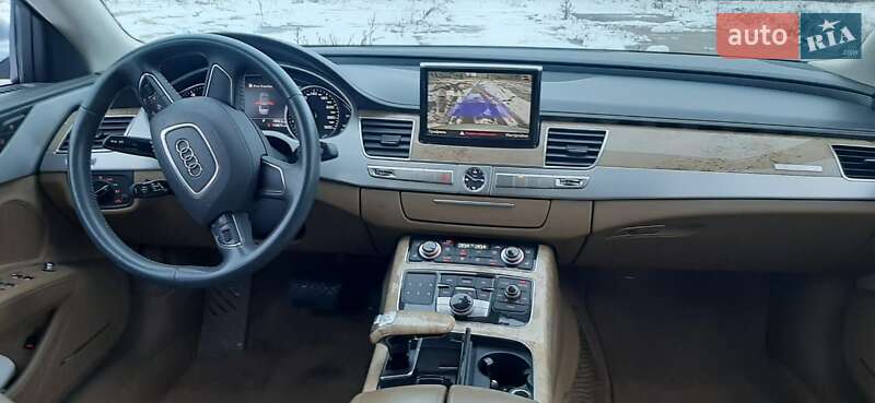 Седан Audi A8 2011 в Києві