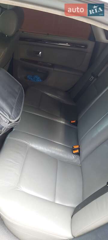 Седан Audi A8 1995 в Одессе