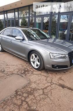 Седан Audi A8 2011 в Чернівцях