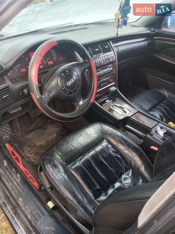 Седан Audi A8 1997 в Борисполі